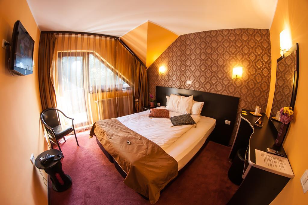 Carpatic Hotel Предеал Екстериор снимка