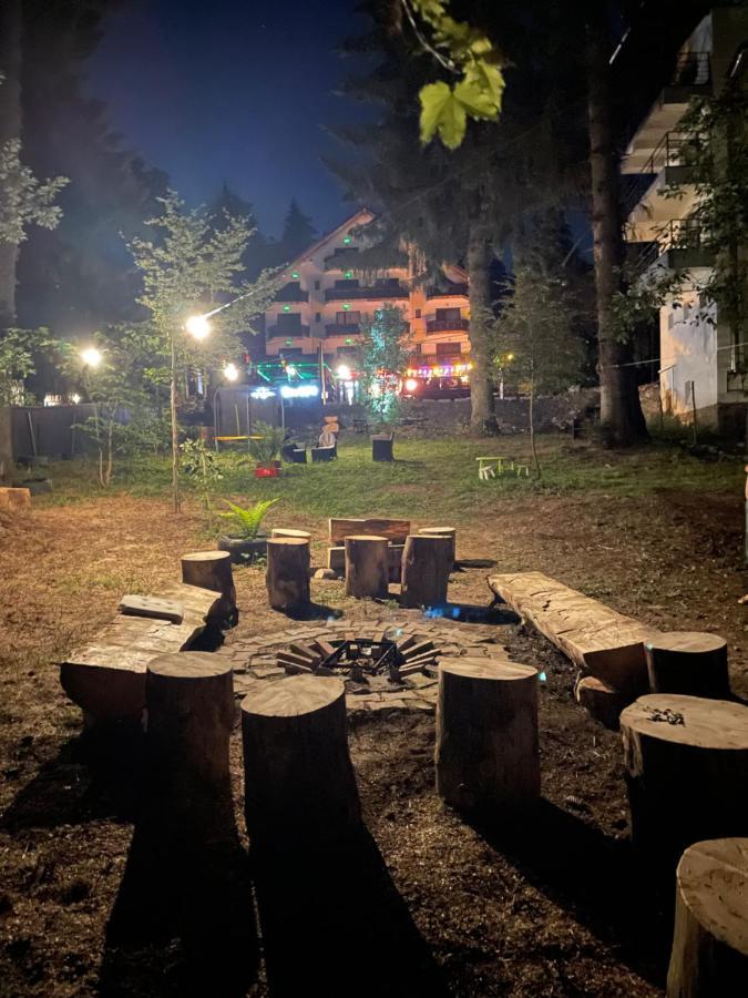 Carpatic Hotel Предеал Екстериор снимка