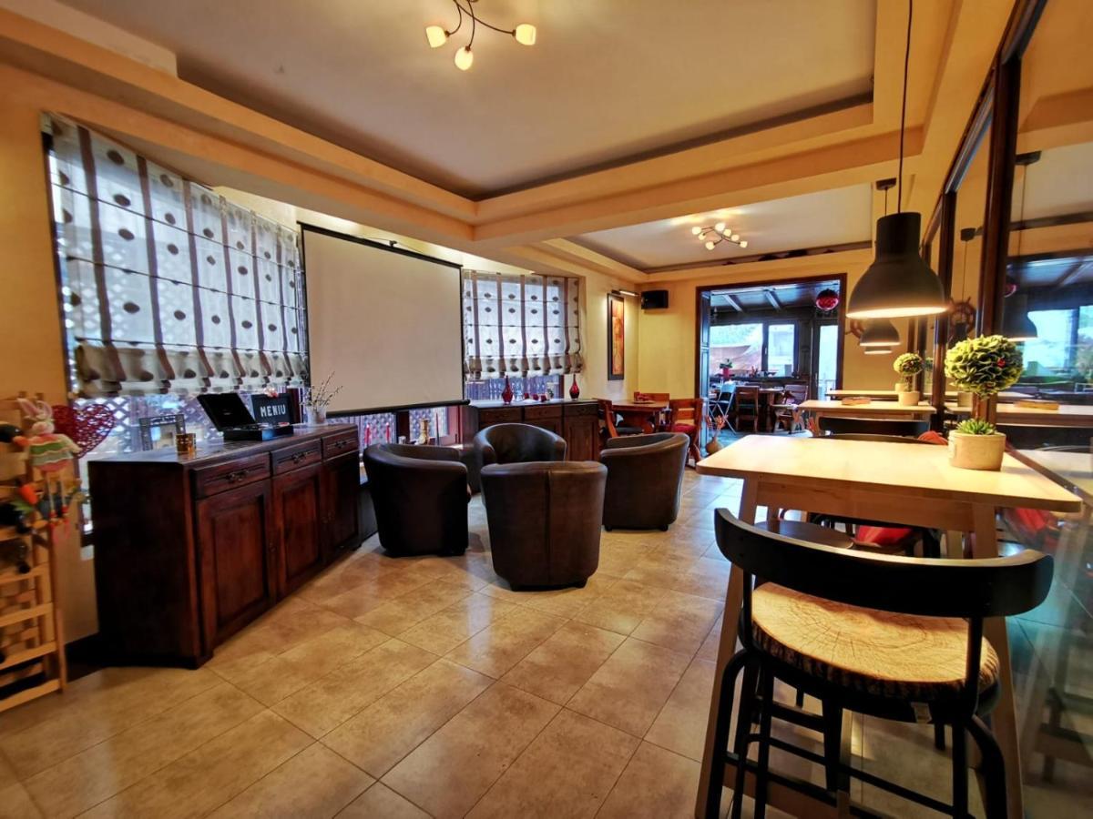 Carpatic Hotel Предеал Екстериор снимка